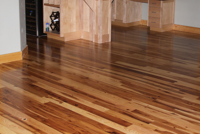 Hickory Hardwood Floor 2498a