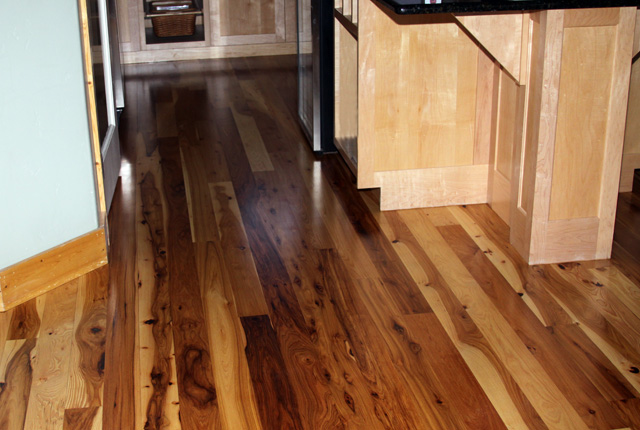 Hickory Hardwood Floor 2498c
