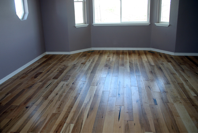 Maple Hand Scraped Engineered Hardwood Flooring 909a